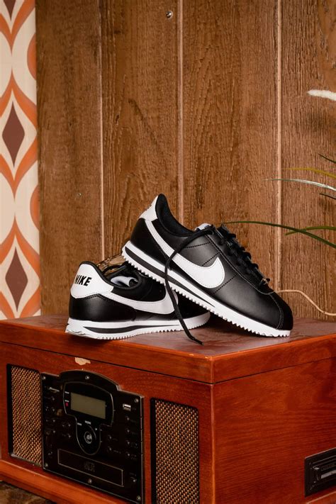 Nike Cortez shoes history